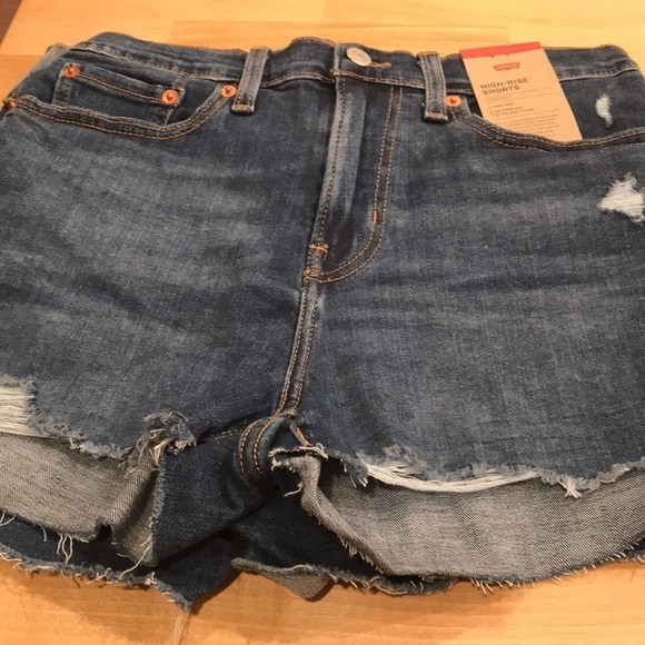 Levi’s  women’s high rise jean shorts Chelsea - Picture 4 of 10